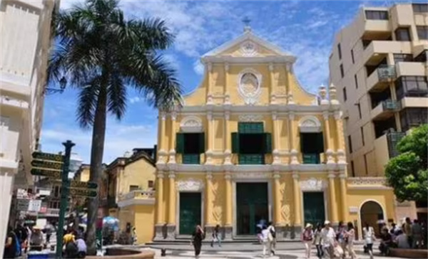 2024年澳門(mén)資料免費大全,電工_EHN10.236家庭版