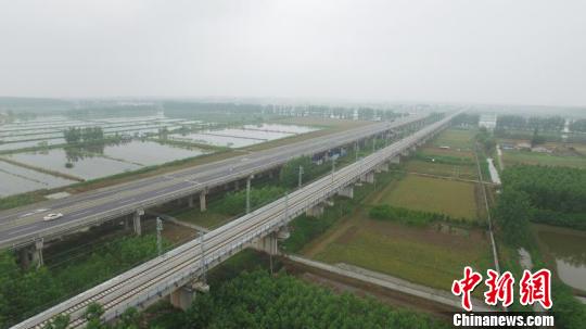 岳陽(yáng)蒙華鐵路進(jìn)港支線(xiàn)最新動(dòng)態(tài)，串聯(lián)起美好回憶的鐵路進(jìn)展更新