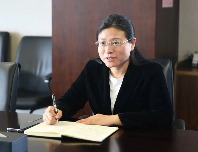 中石油方朝亮，石油傳奇的日常與最新動(dòng)態(tài)