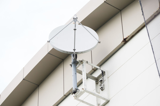 技術(shù)革新與觀(guān)眾體驗，電視最新天線(xiàn)觀(guān)點(diǎn)碰撞記