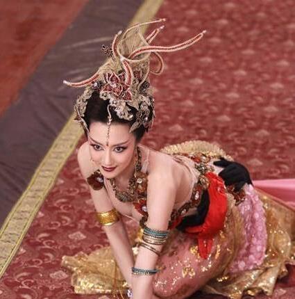 最新妲己圖，探索自然美景，尋找內心寧靜與平和的輕松之旅