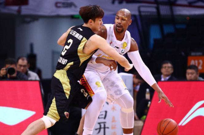 遼寧與山東激烈對決，比賽前瞻與關(guān)鍵看點(diǎn)分析