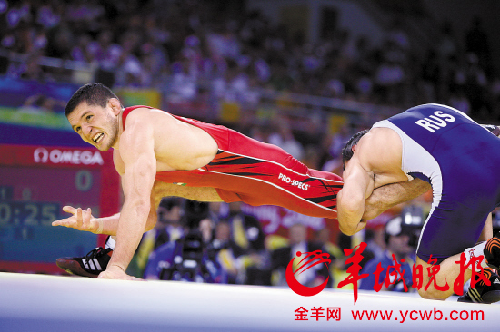 奧運摔跤比賽當場(chǎng)射，全程步驟指南與精彩瞬間回顧