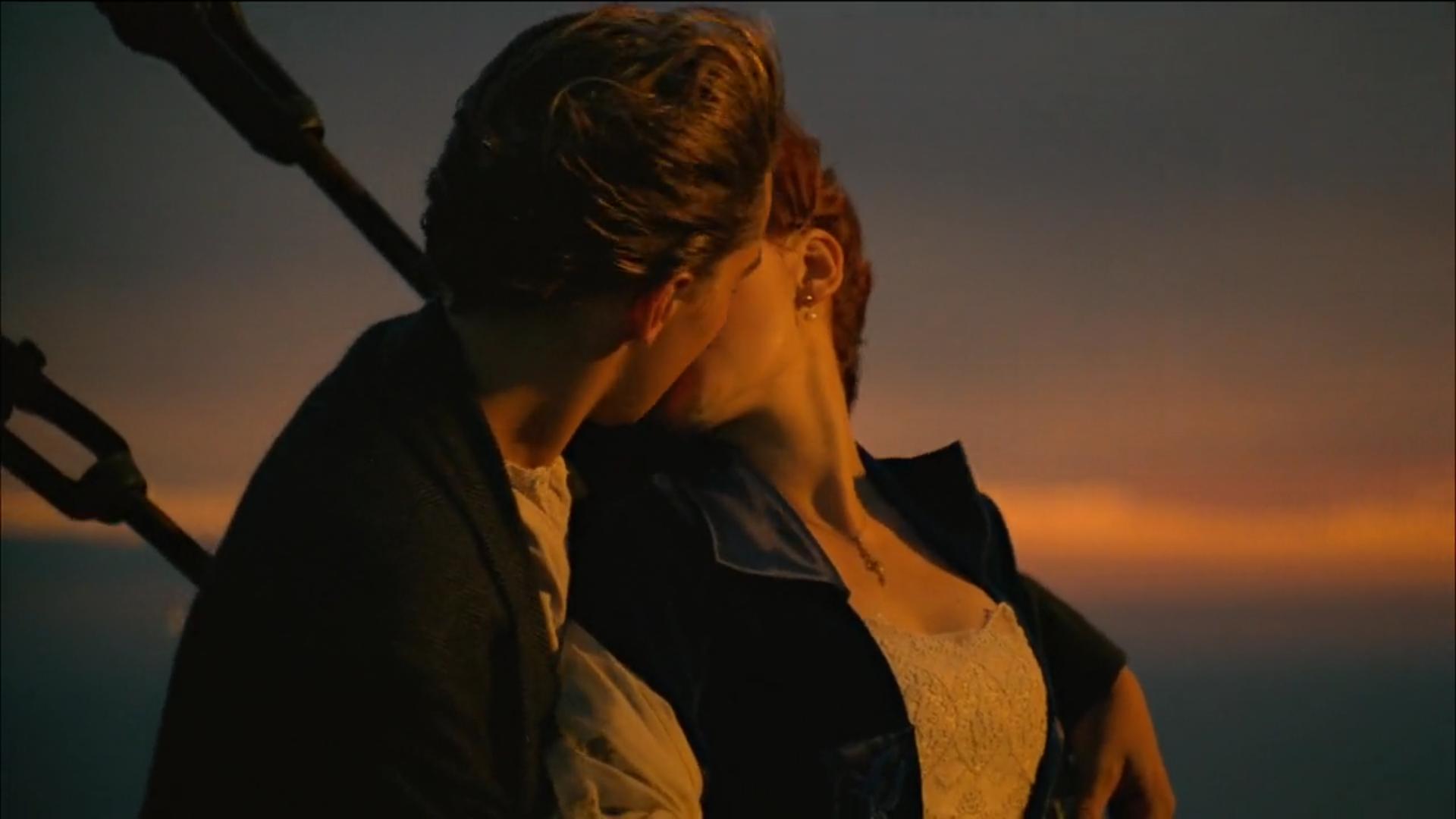 最新浪漫電影，愛(ài)的光影交織之旅