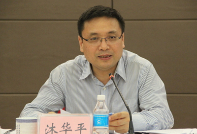 重慶市政府副市長(cháng)何挺的最新動(dòng)態(tài)概況