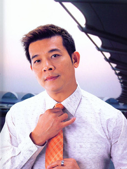 花榮演員探尋小巷隱秘寶藏，特色小店的奇妙故事探索