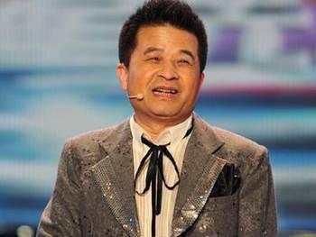 央視老畢最新動(dòng)態(tài)揭秘，小巷深處的特色小店探秘之旅