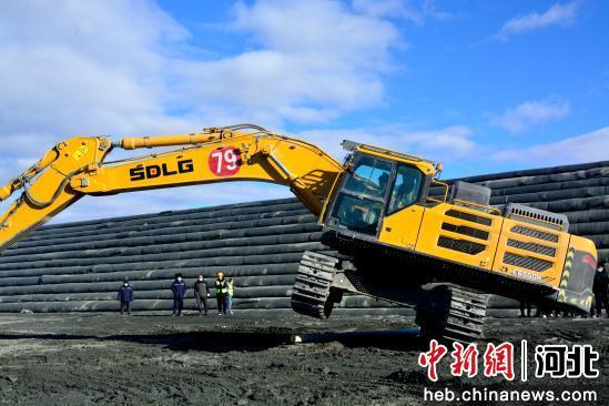 挖土機比賽，科技巨擘較量，重塑未來(lái)工程機械魅力之戰