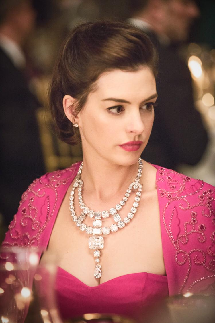 美國著(zhù)名女演員傾力代言的高科技產(chǎn)品，未來(lái)生活新篇章開(kāi)啟！