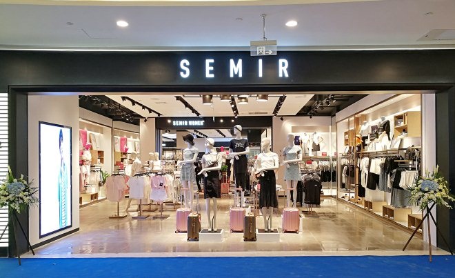 森馬服飾最新動(dòng)態(tài)，自然美景探索之旅，尋找內心的平和寧靜