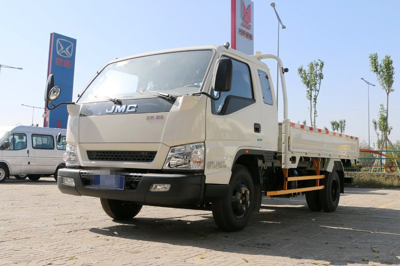 江鈴輕卡一排半最新款，友情滿(mǎn)載的溫馨日常之旅