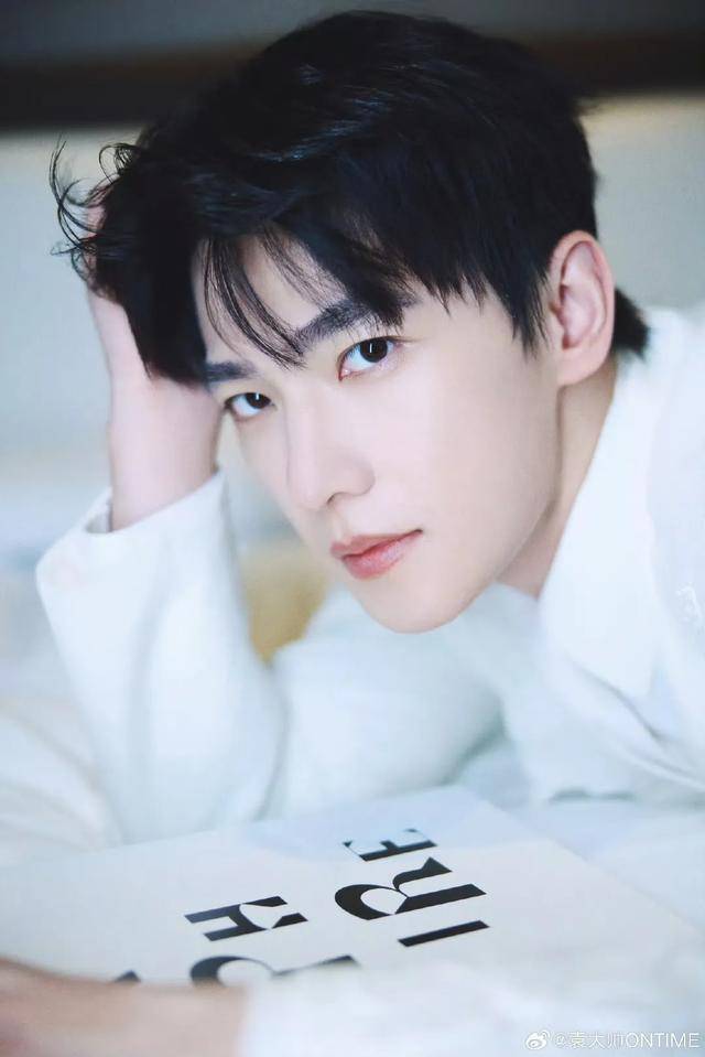 楊洋最新圖片大全，偶像魅力的多維解讀與展現