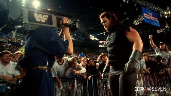 WWE送葬者賽場(chǎng)傳奇再現，最新比賽精彩紛呈