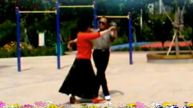 最新恰恰雙人舞對跳，舞動(dòng)中的溫情紐帶，展現雙人魅力風(fēng)采