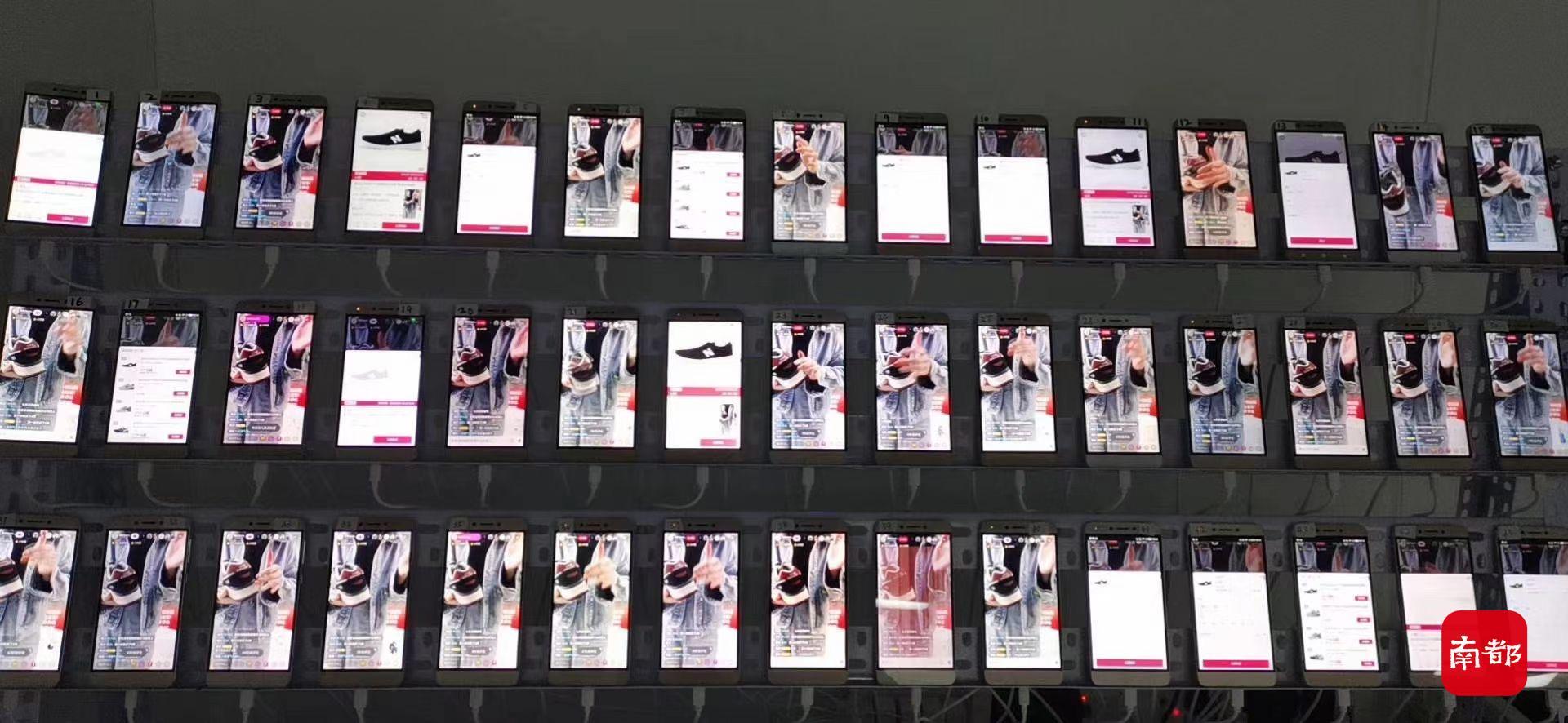 運動(dòng)場(chǎng)館燈具 第125頁(yè)