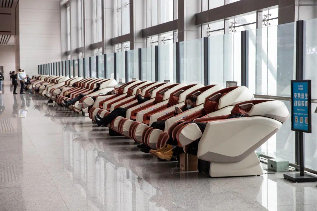 最新按摩椅，享受全新舒適生活體驗???♀?