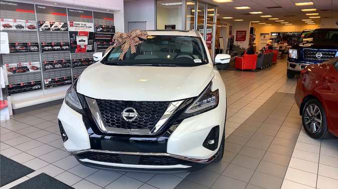 最新款日產(chǎn)，科技與舒適的完美融合