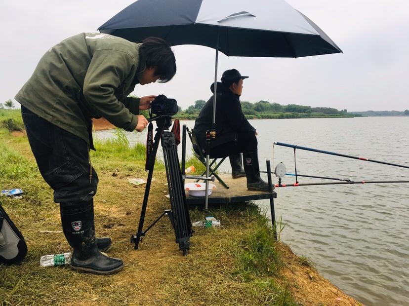 大毛最新釣魚(yú)視頻，釣魚(yú)技能進(jìn)階指南全解析