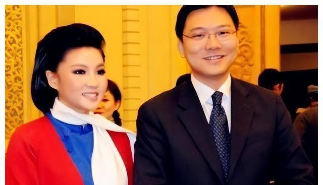 美國回國之旅，家的溫馨與友情奇遇的交織