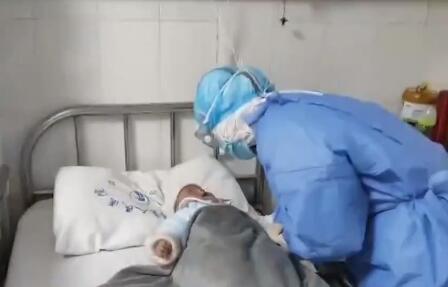 岳陽(yáng)抗疫日常，宅家同樂(lè )會(huì )，溫馨抗疫顯真情