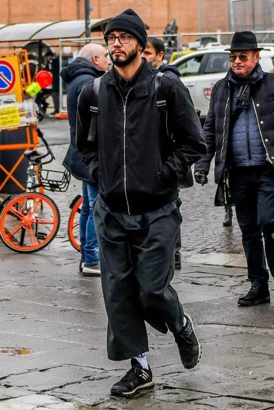 最新服飾男，引領(lǐng)時(shí)尚潮流的先鋒