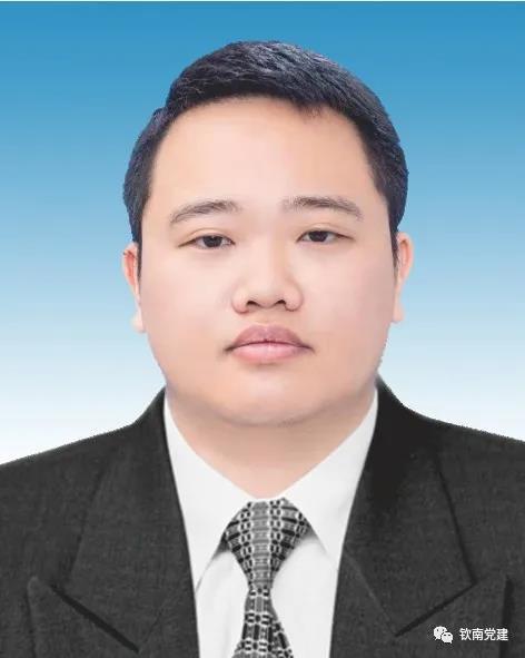 科技革新引領(lǐng)未來(lái)，最新區干部任職公示揭示智慧藍圖